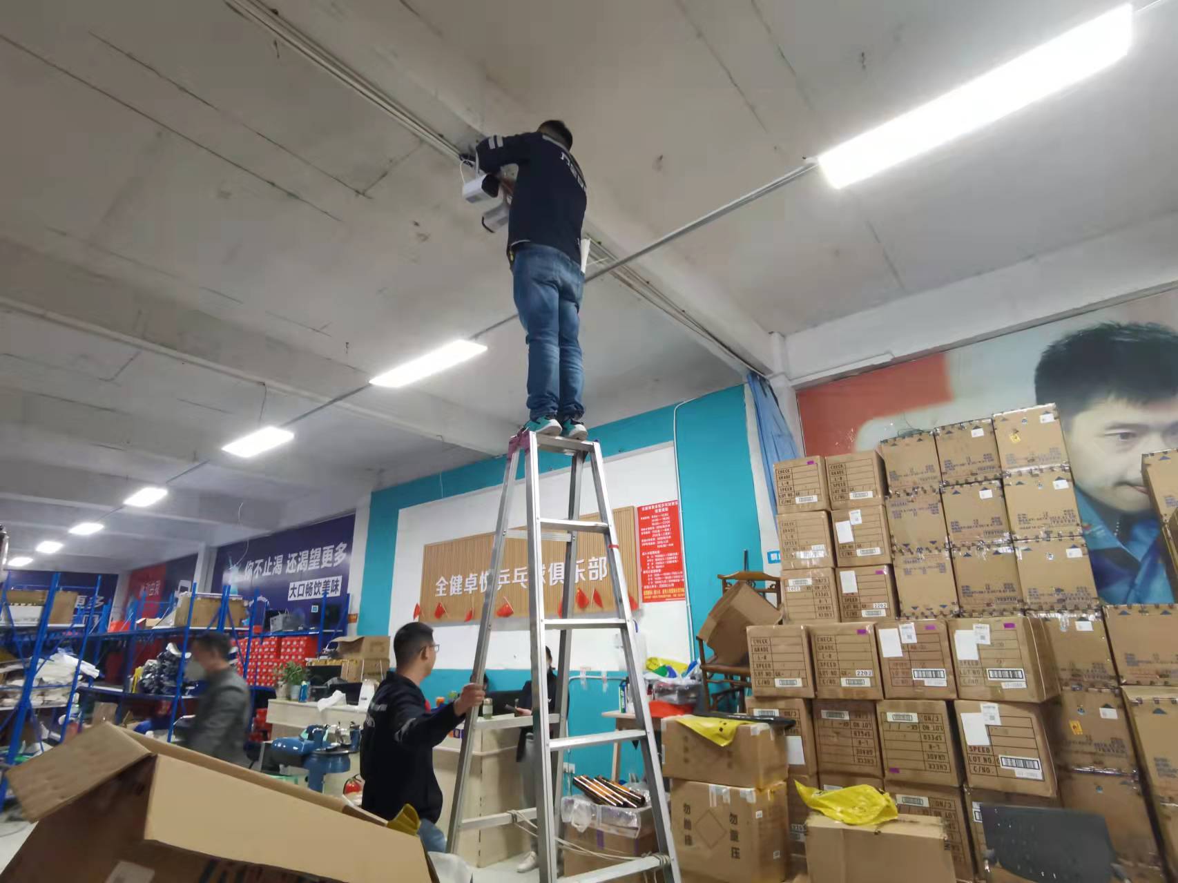 中小型倉(cāng)庫(kù)監(jiān)控系統(tǒng)安裝 中小型倉(cāng)庫(kù)監(jiān)控系統(tǒng)安裝